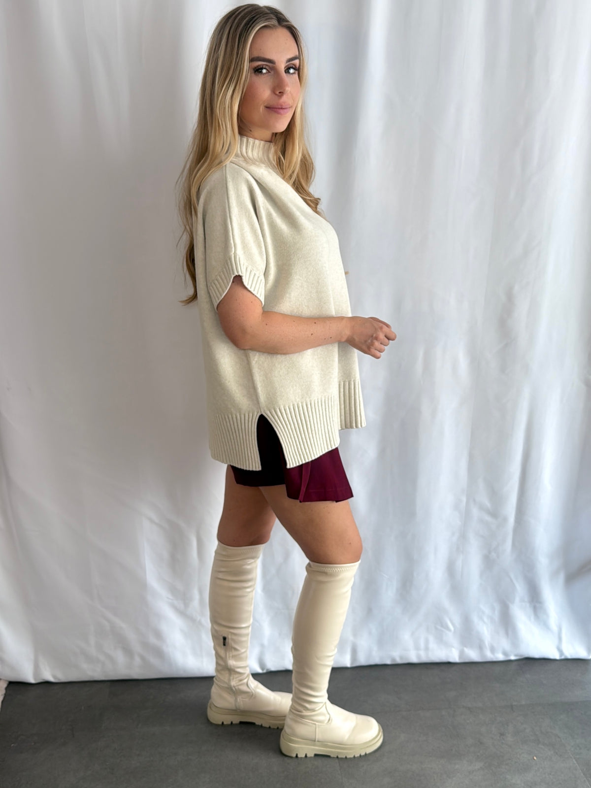 Kirsten Knit Oversized Beige