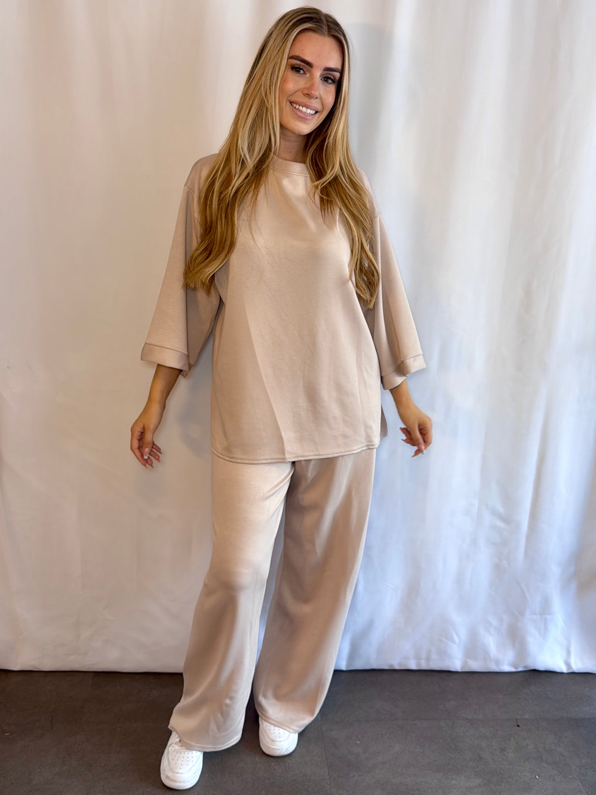 Megan Set Beige