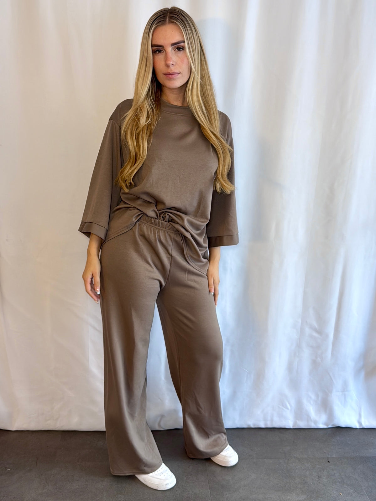 Megan Set Taupe